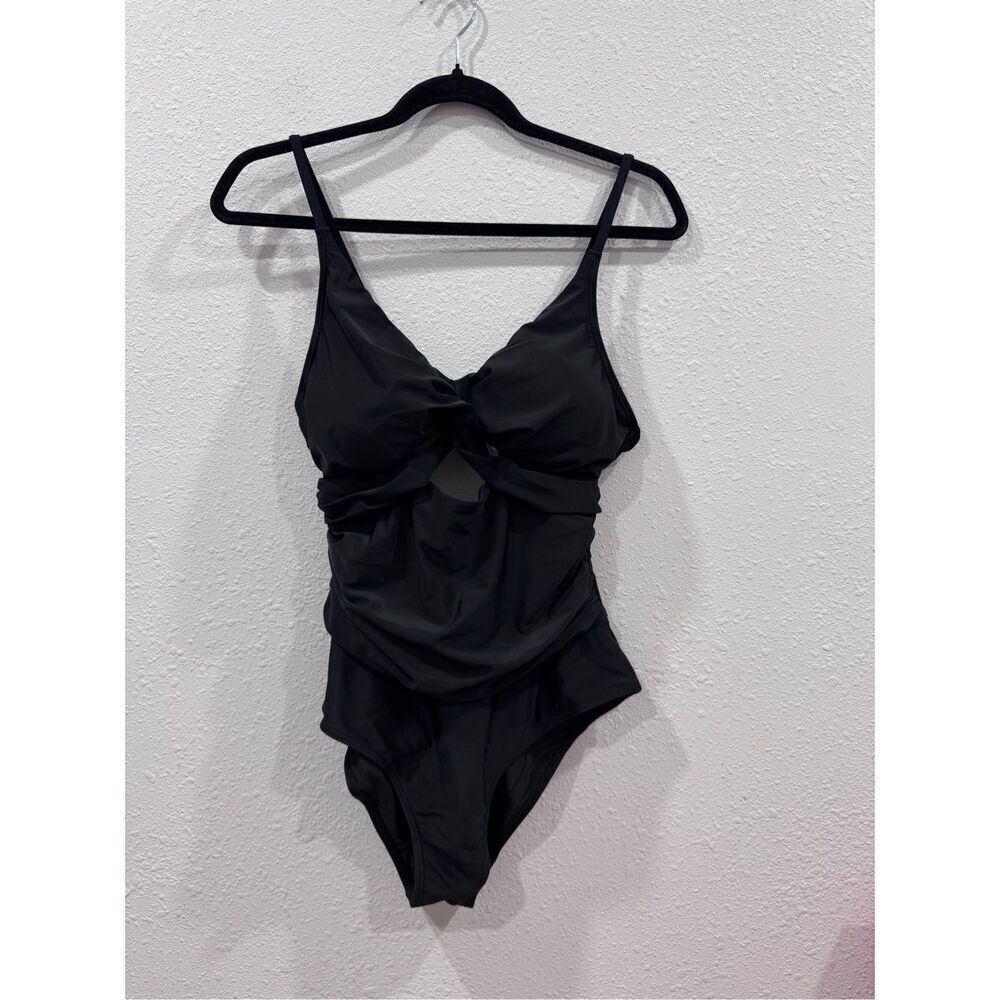 Cocopear women key hole‎ swimsuit size medium